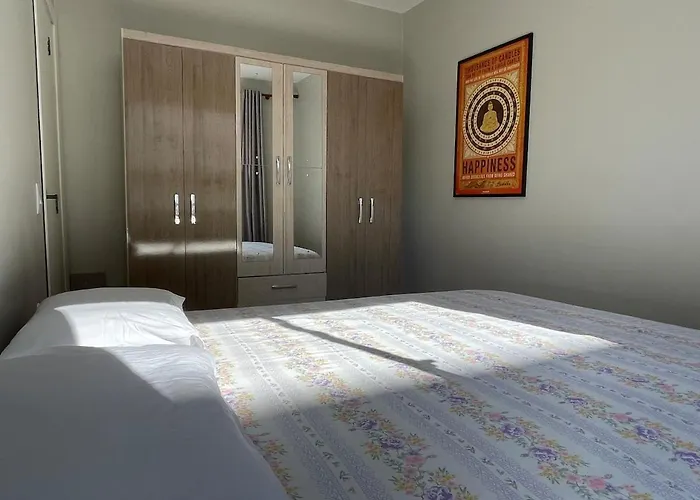 Apartamento No Coraçao Do Bairro Teresopolis Porto Alegre